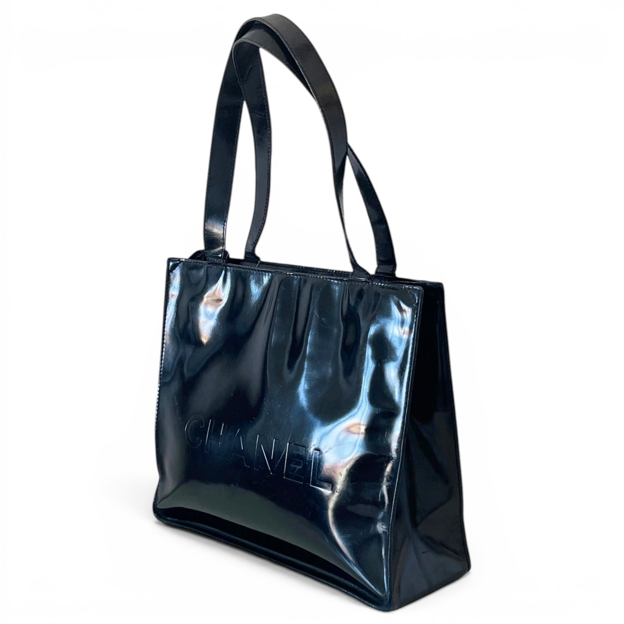 Patent leather handbag