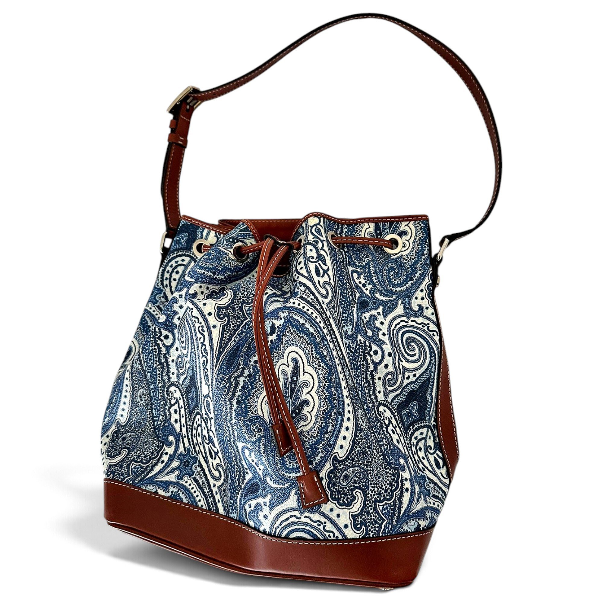 Leather bag