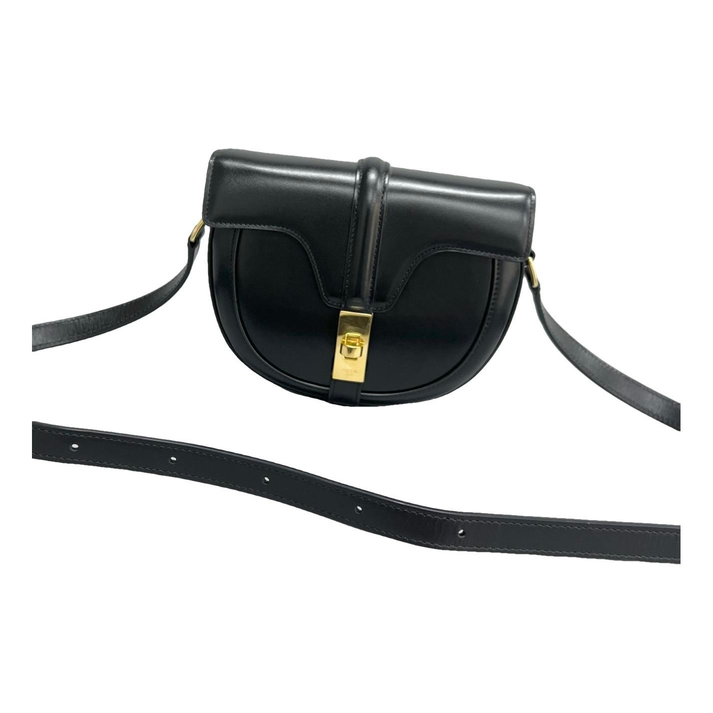 SAC 16 BESACE leather handbag