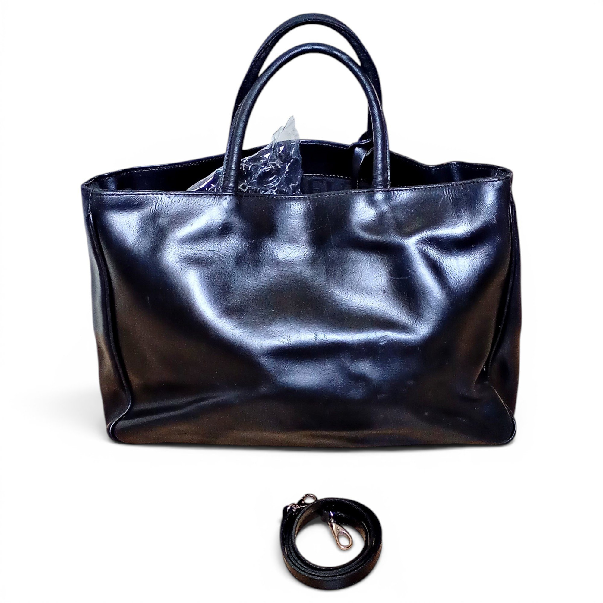 Leather handbag