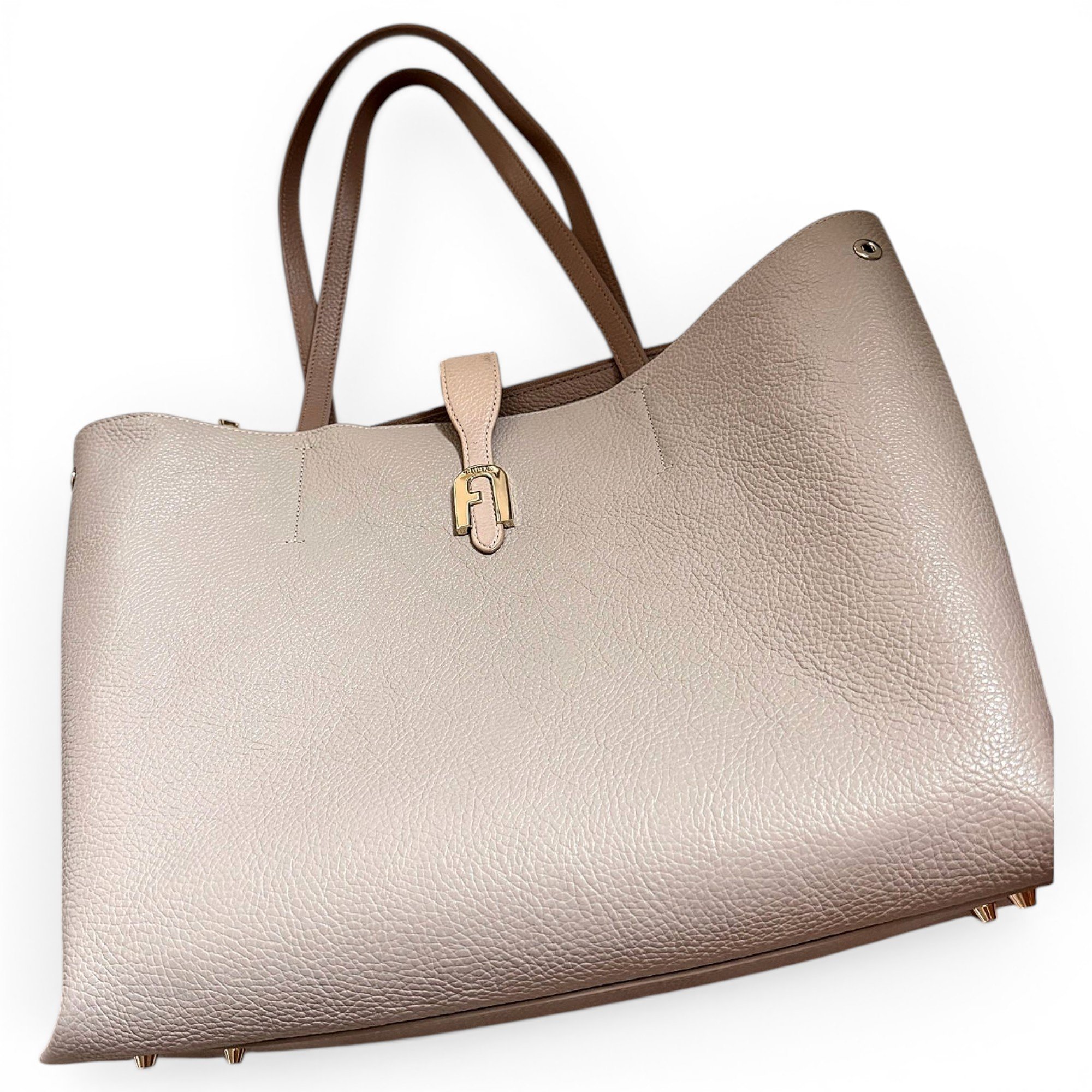 Leather tote