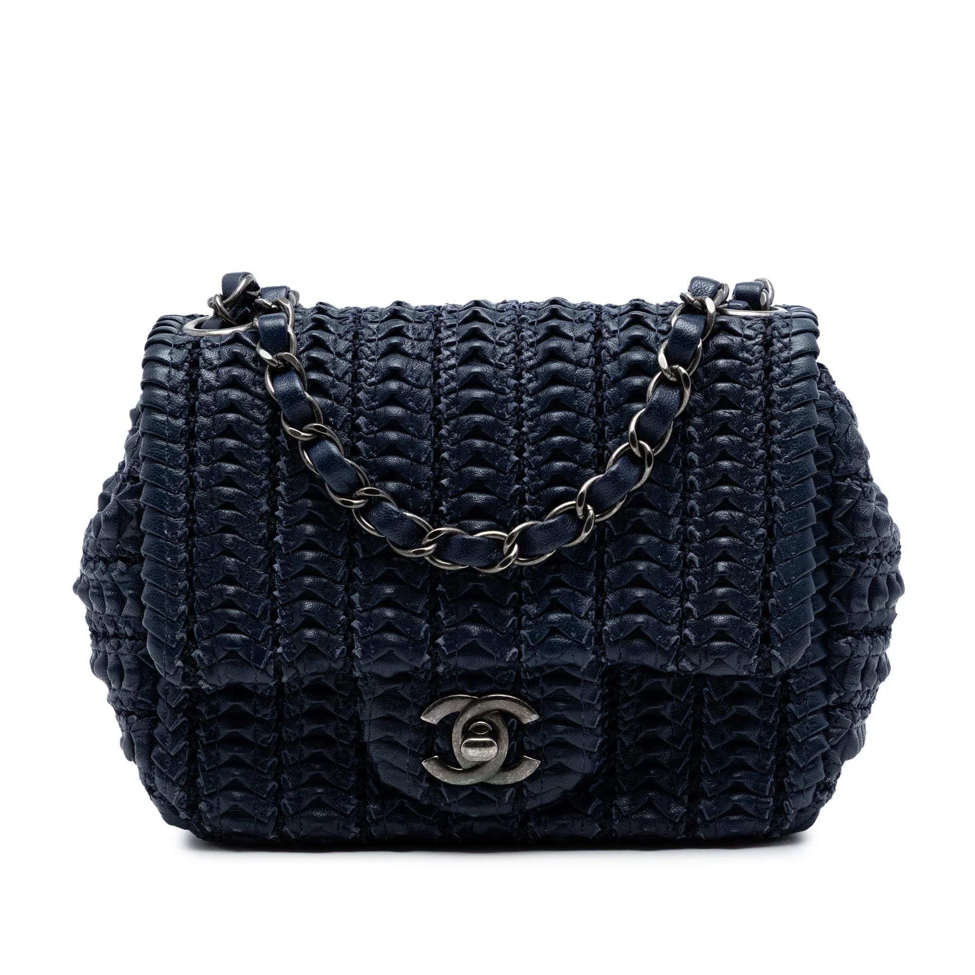 Timeless/Classique leather crossbody bag
