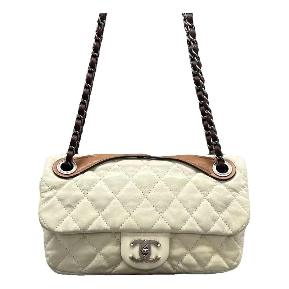 Timeless/Classique leather crossbody bag