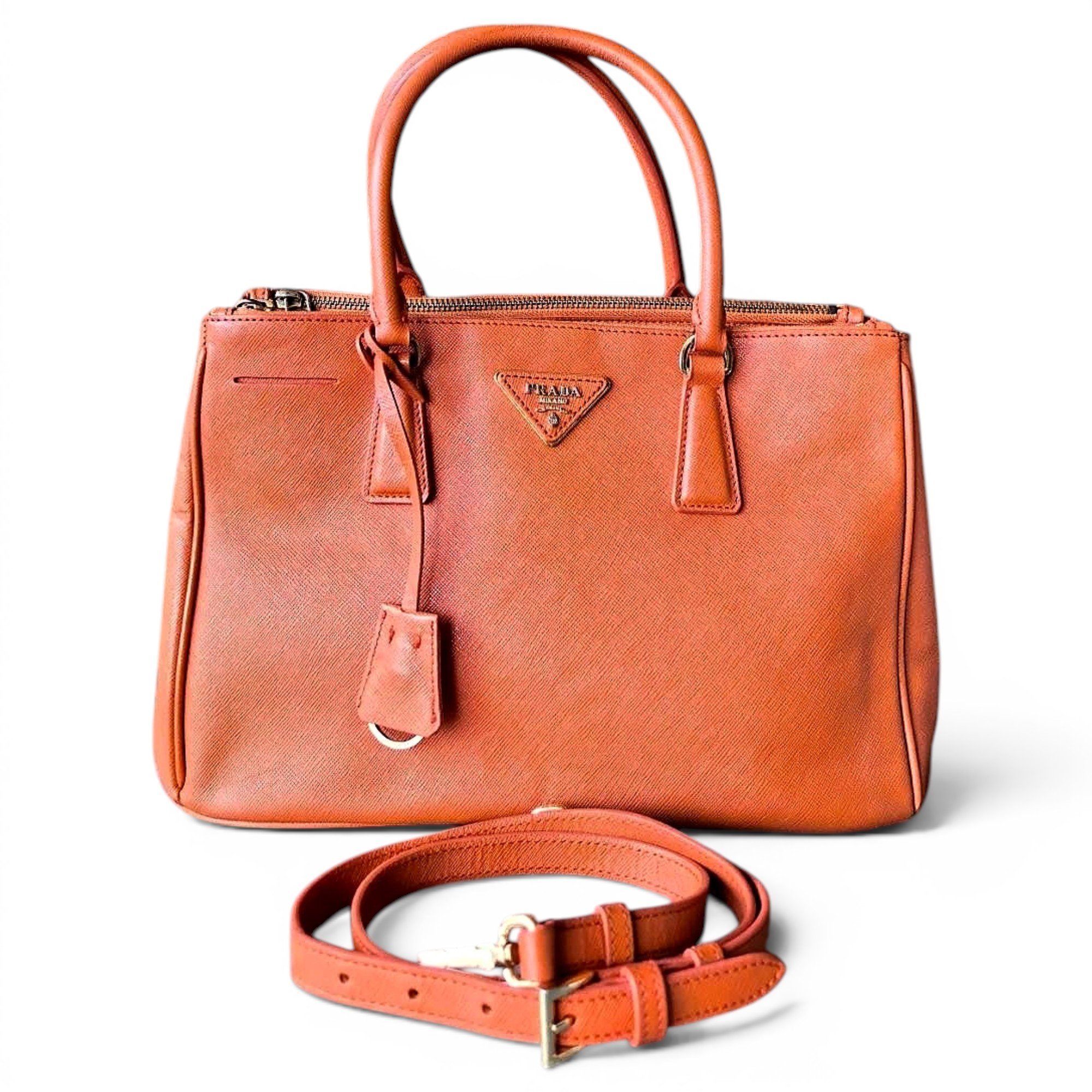 Leather handbag