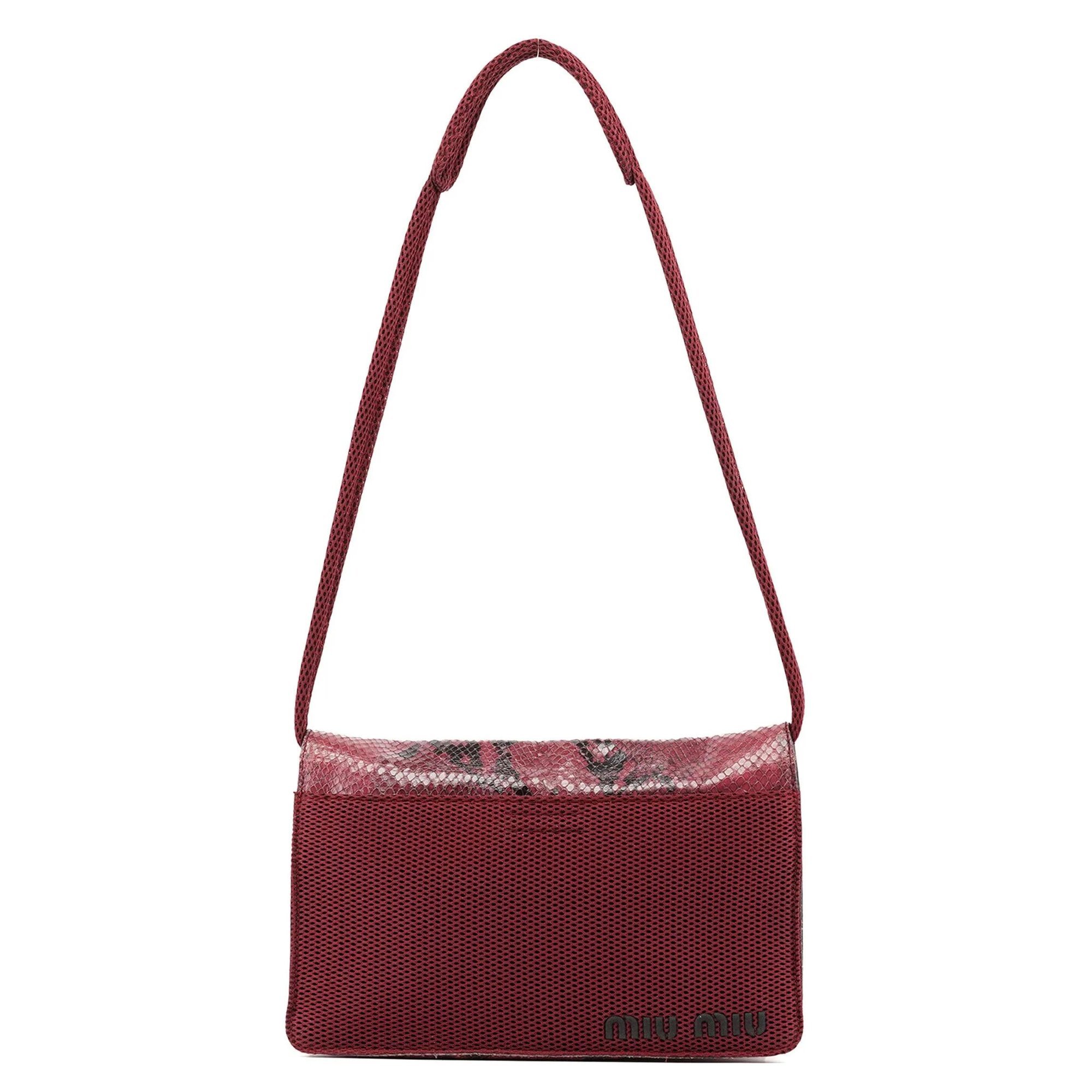 Pocket leather handbag