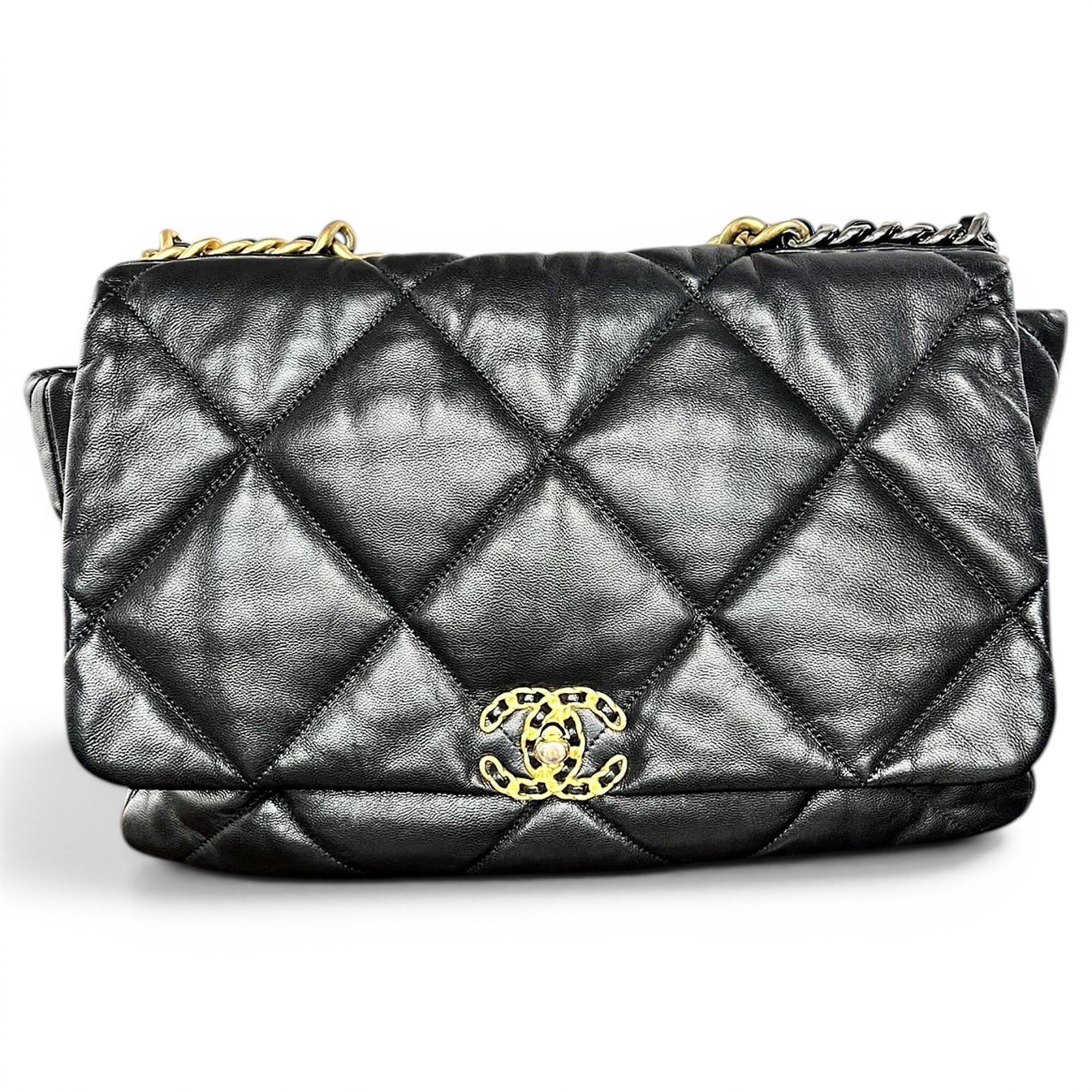 Chanel 19 leather handbag