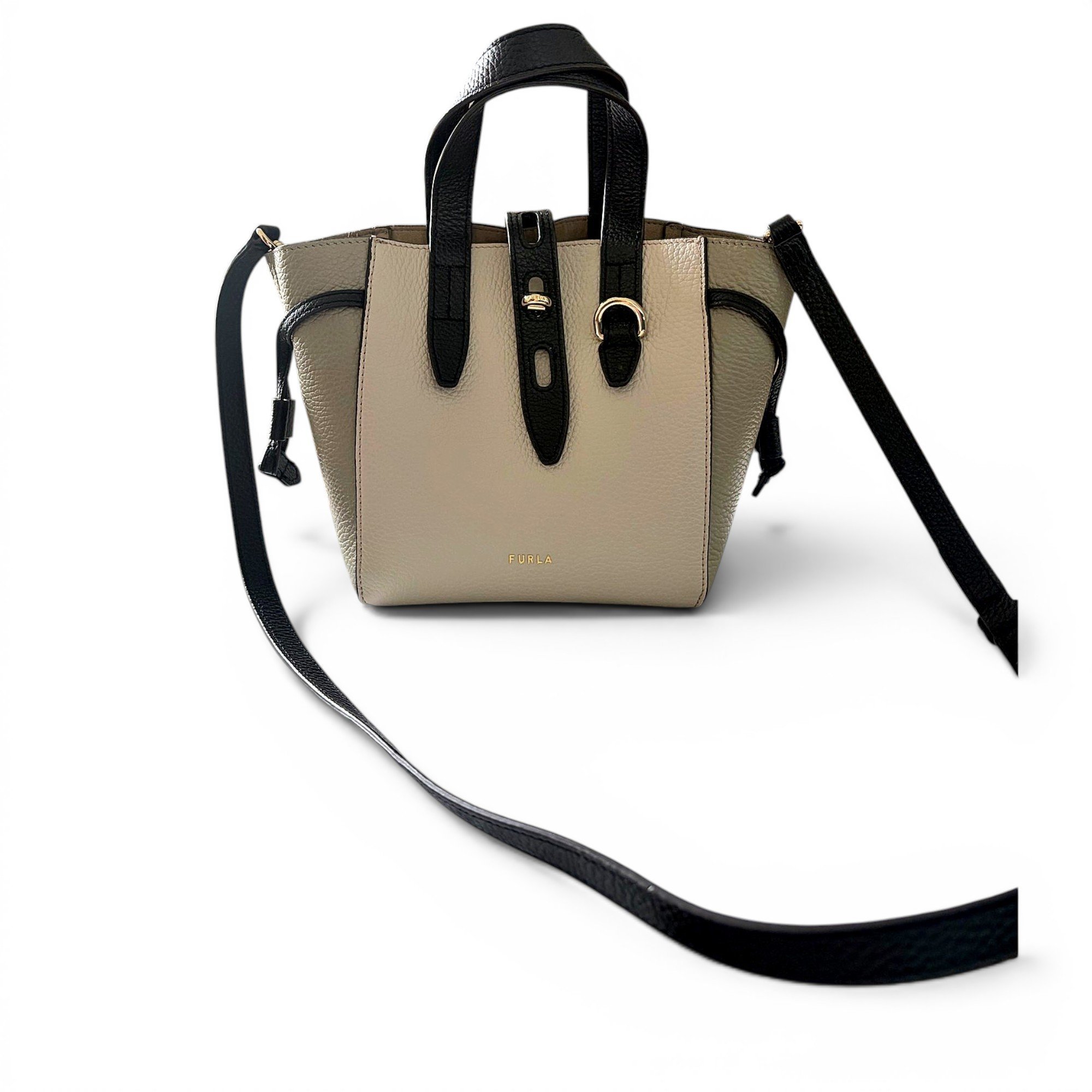 Leather crossbody bag