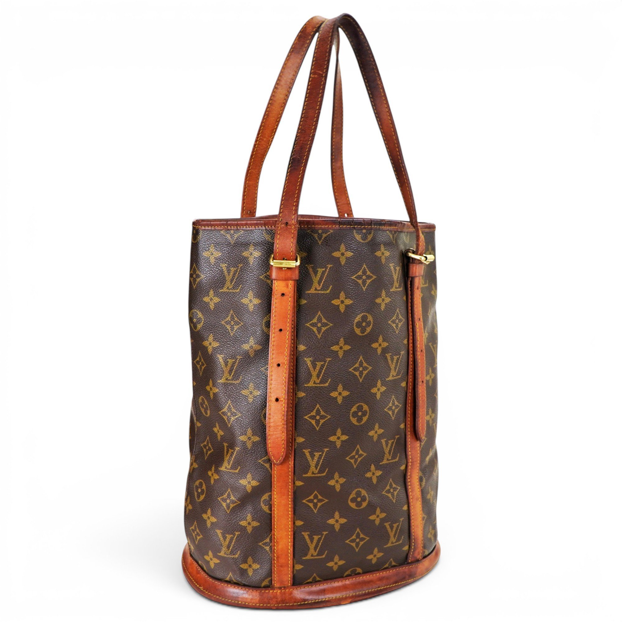 Bucket leather handbag