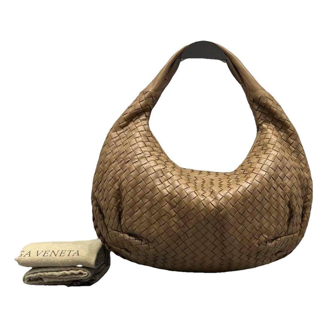 Veneta leather handbag