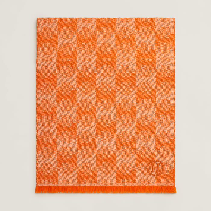 H Jacquard Muffler