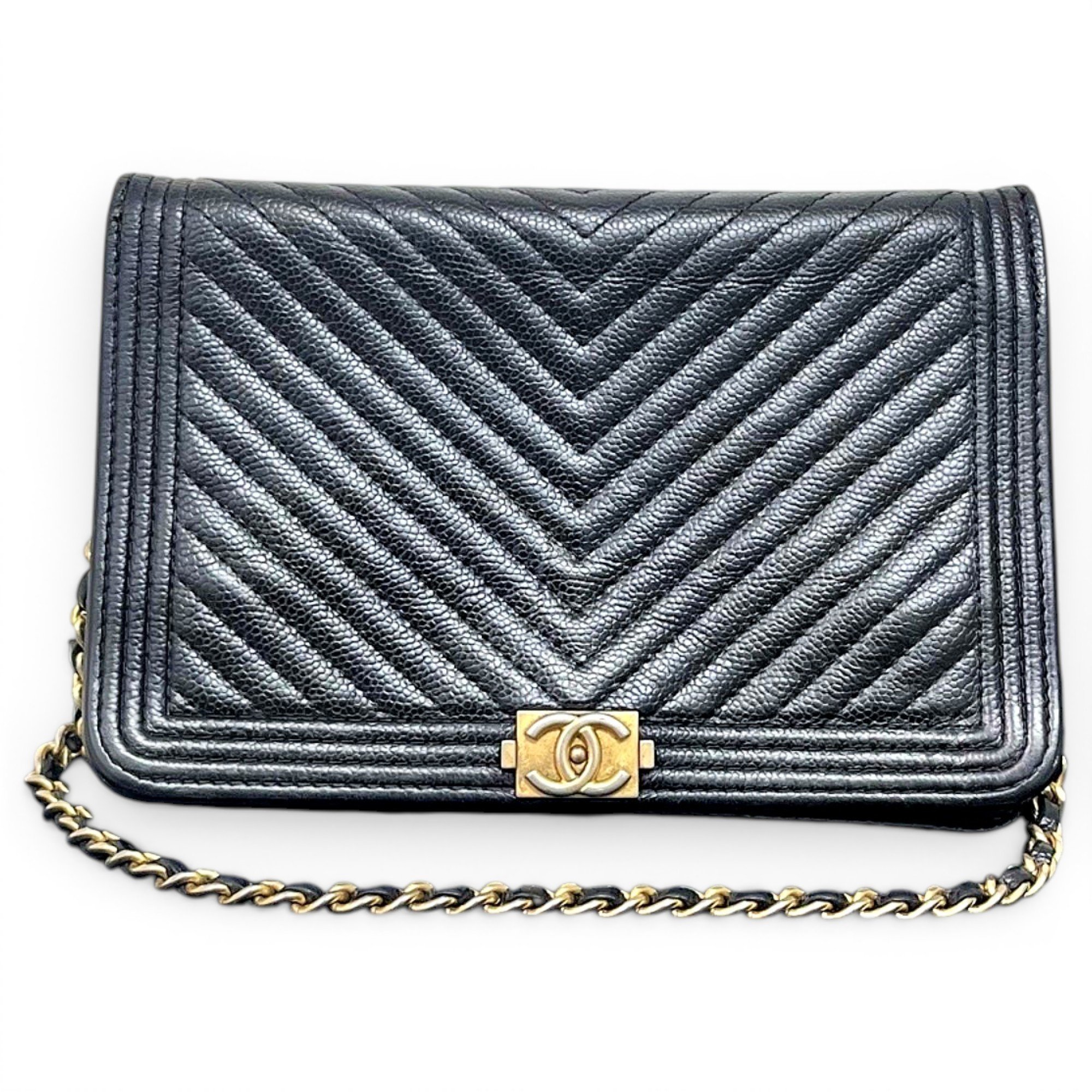 Wallet On Chain Timeless/Classique leather crossbody bag
