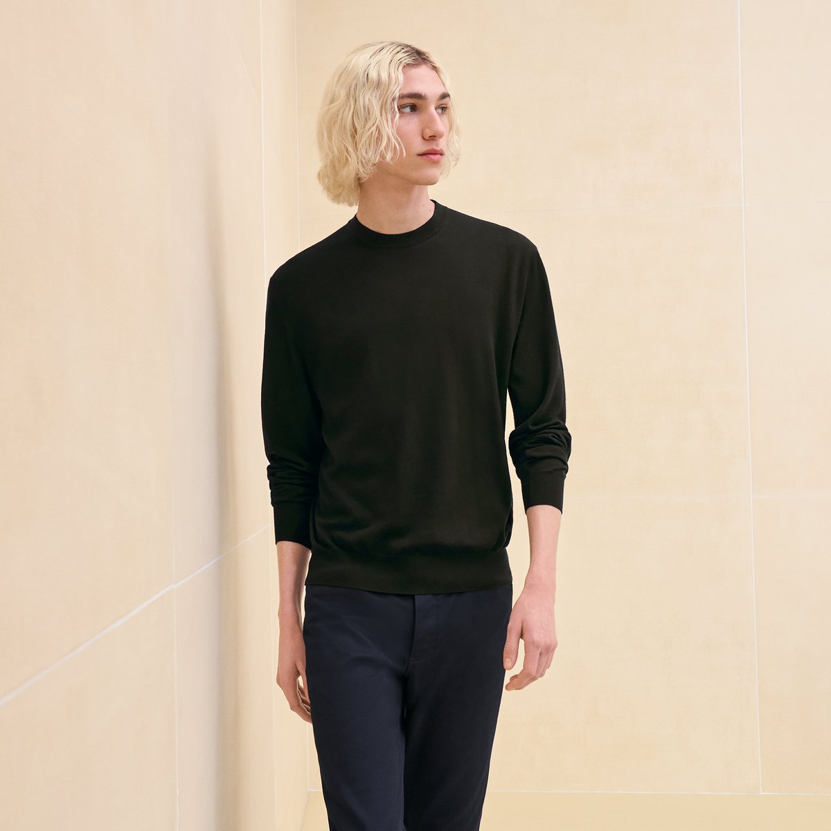“Detail H” 크루넥 스웨터