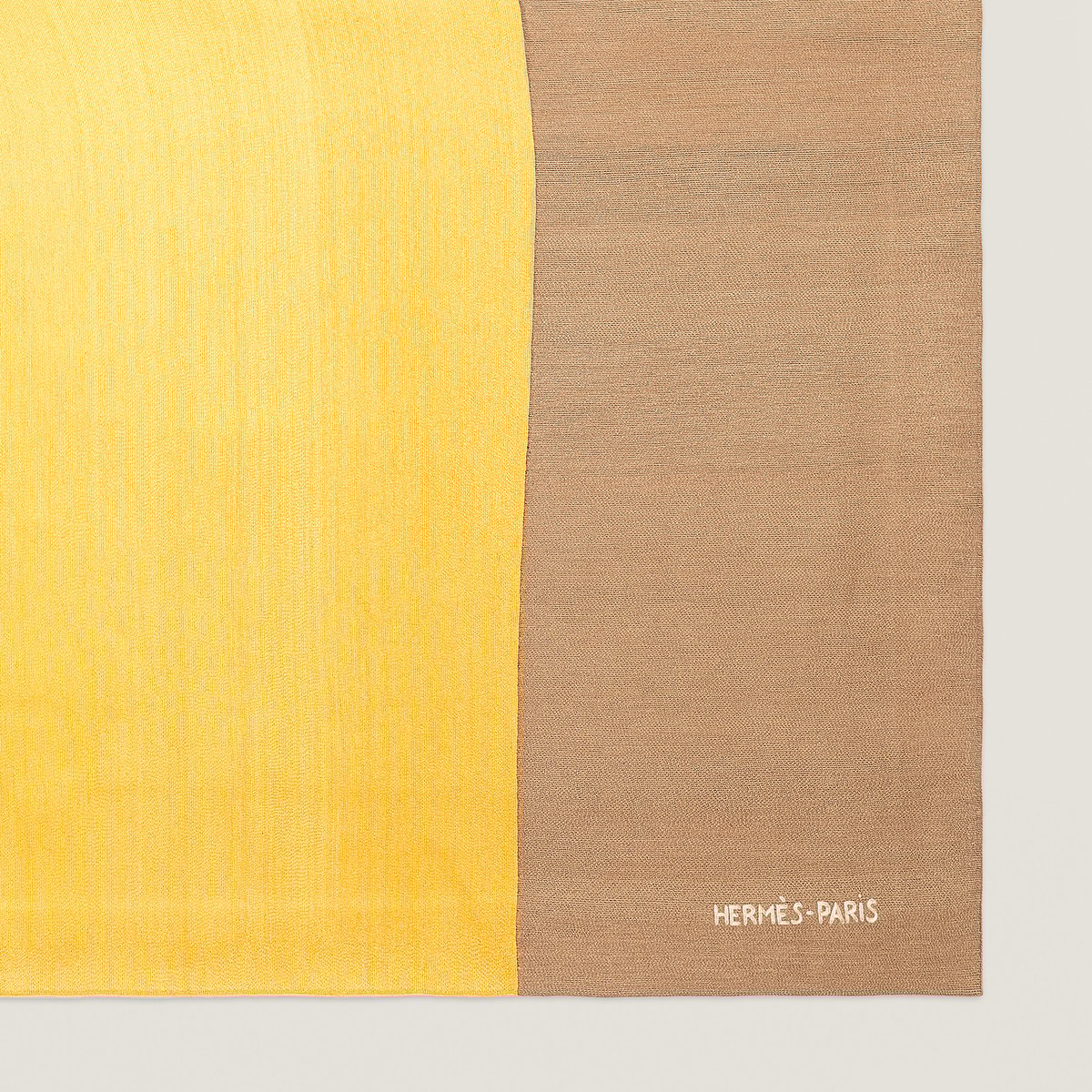 Cordelie Arcon Carpet