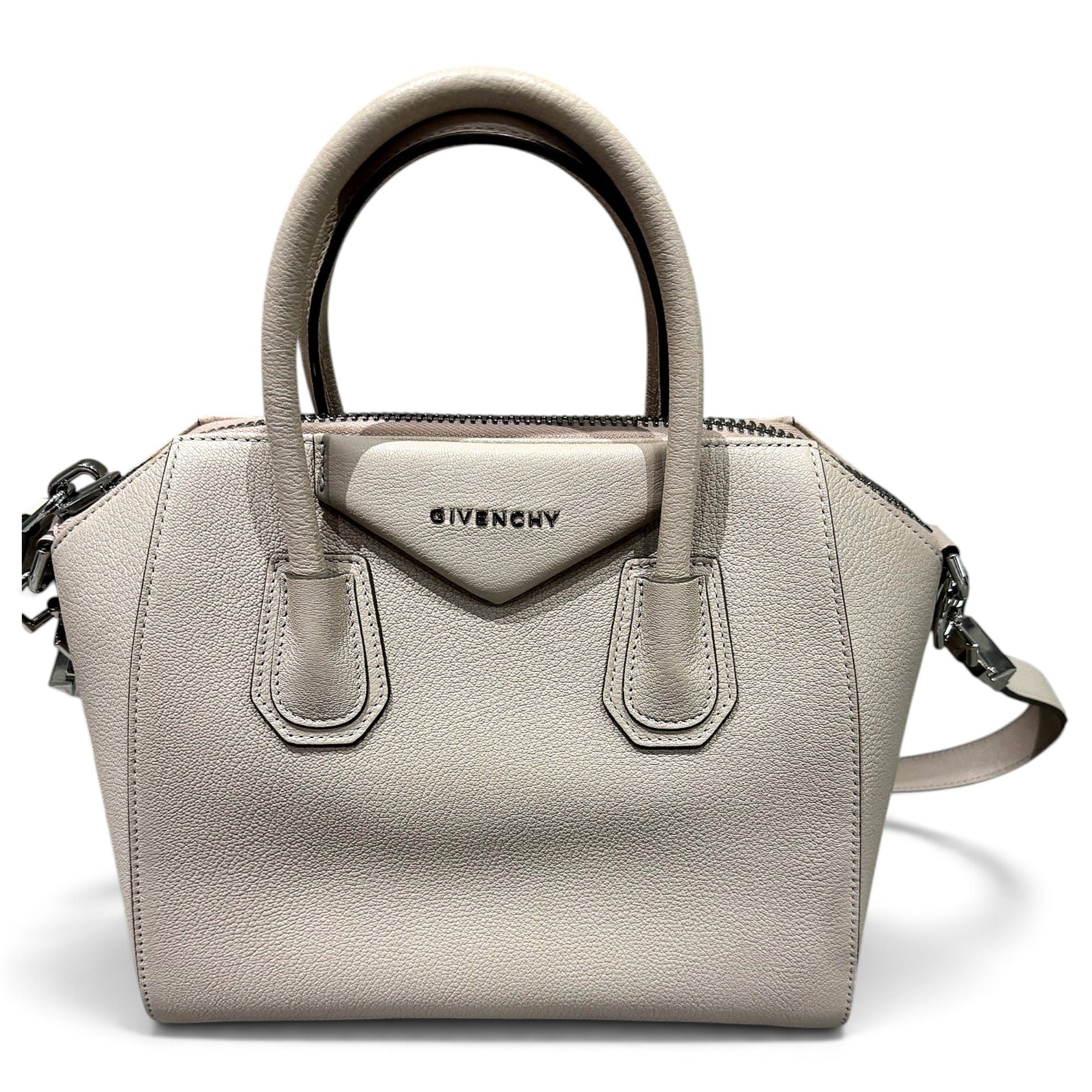 Antigona leather handbag