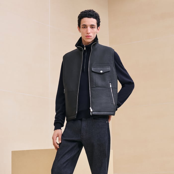 Noir Reversible Vest