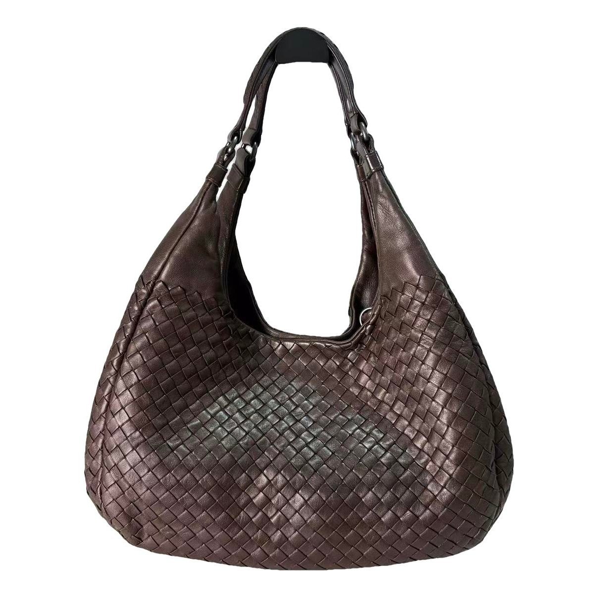 Veneta leather handbag