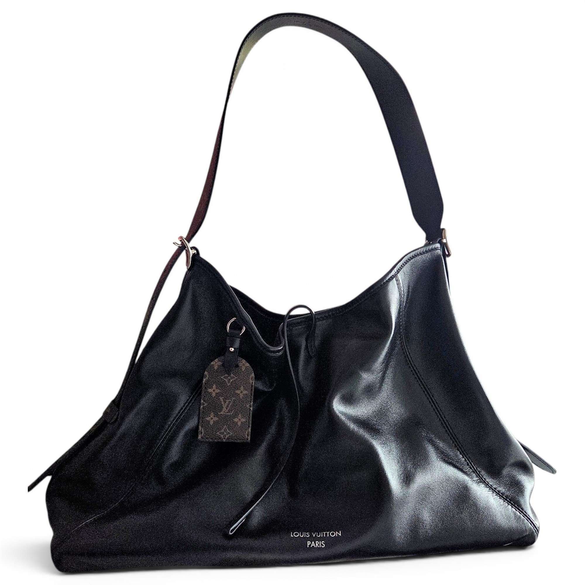 Carry All leather handbag
