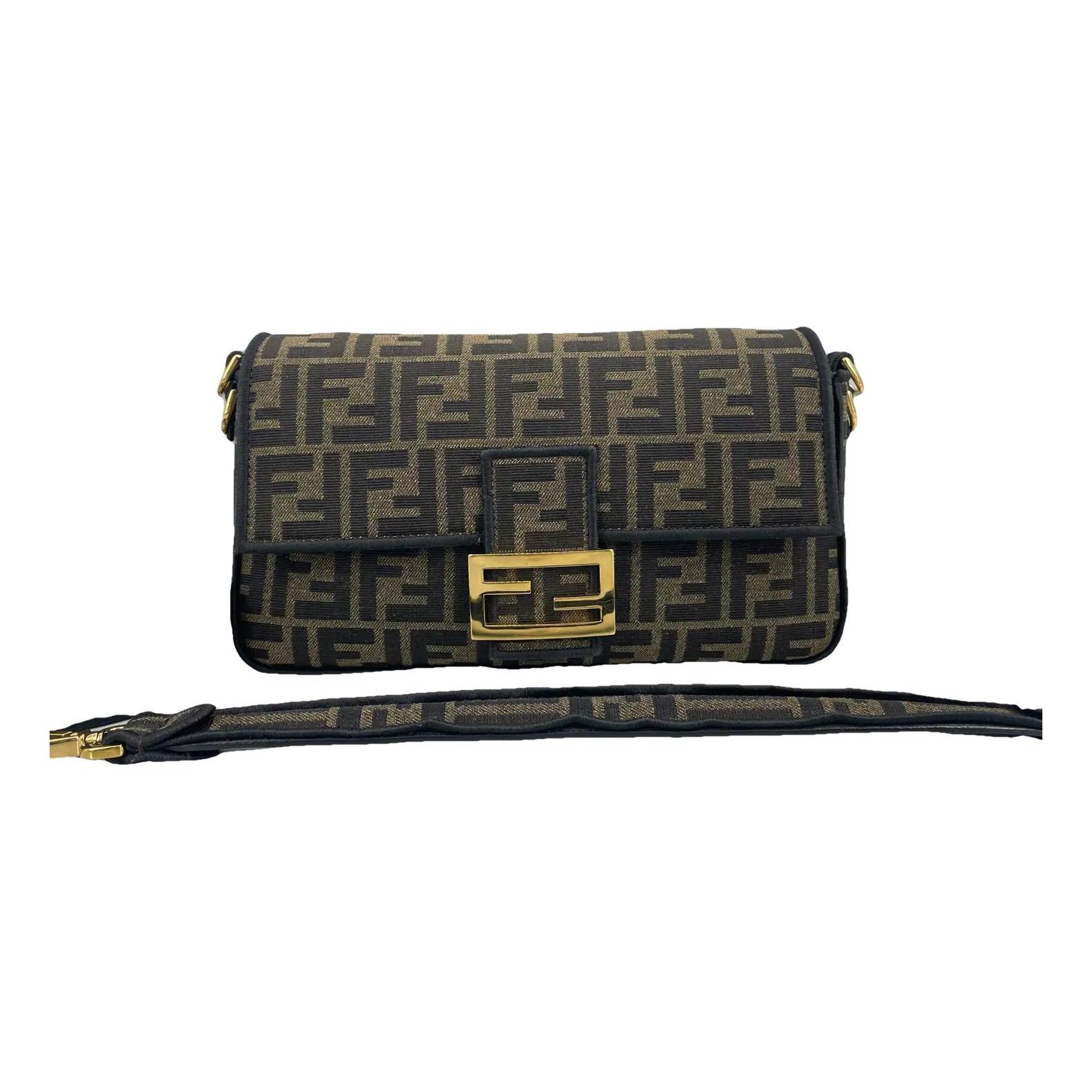 Baguette cloth handbag