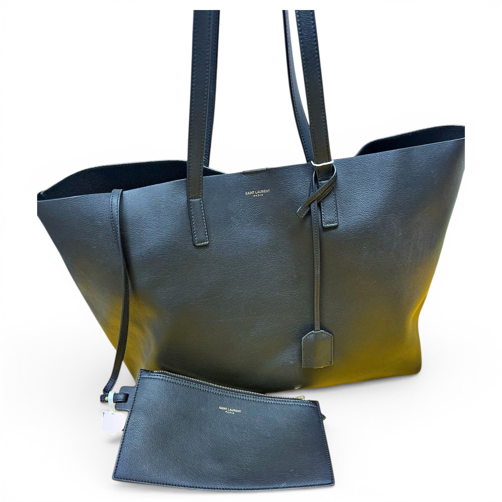 Shopping leather handbag