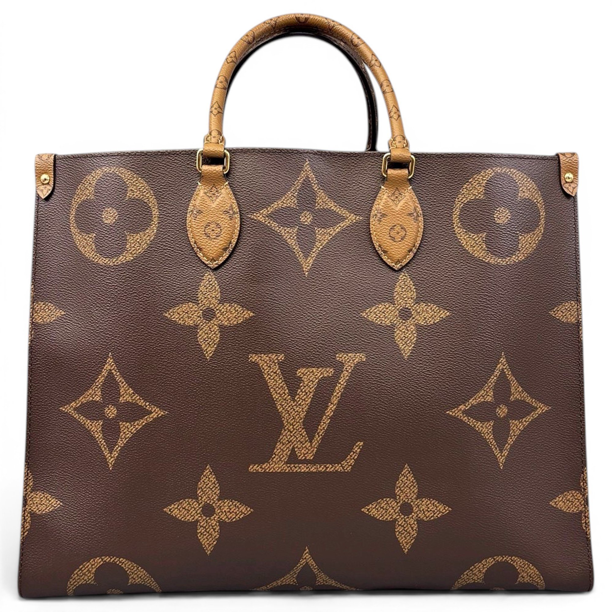 Onthego leather handbag