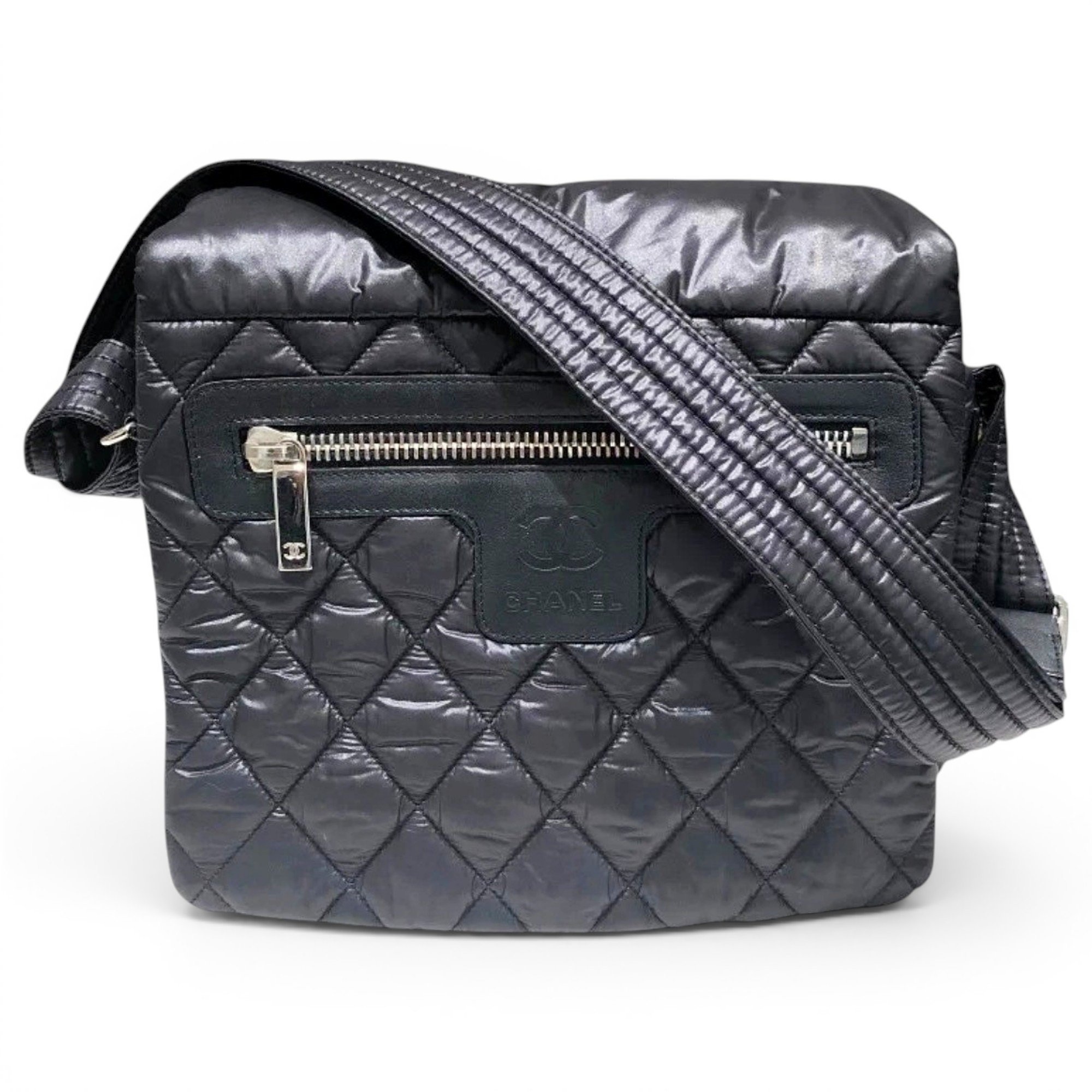 Cocoon crossbody bag