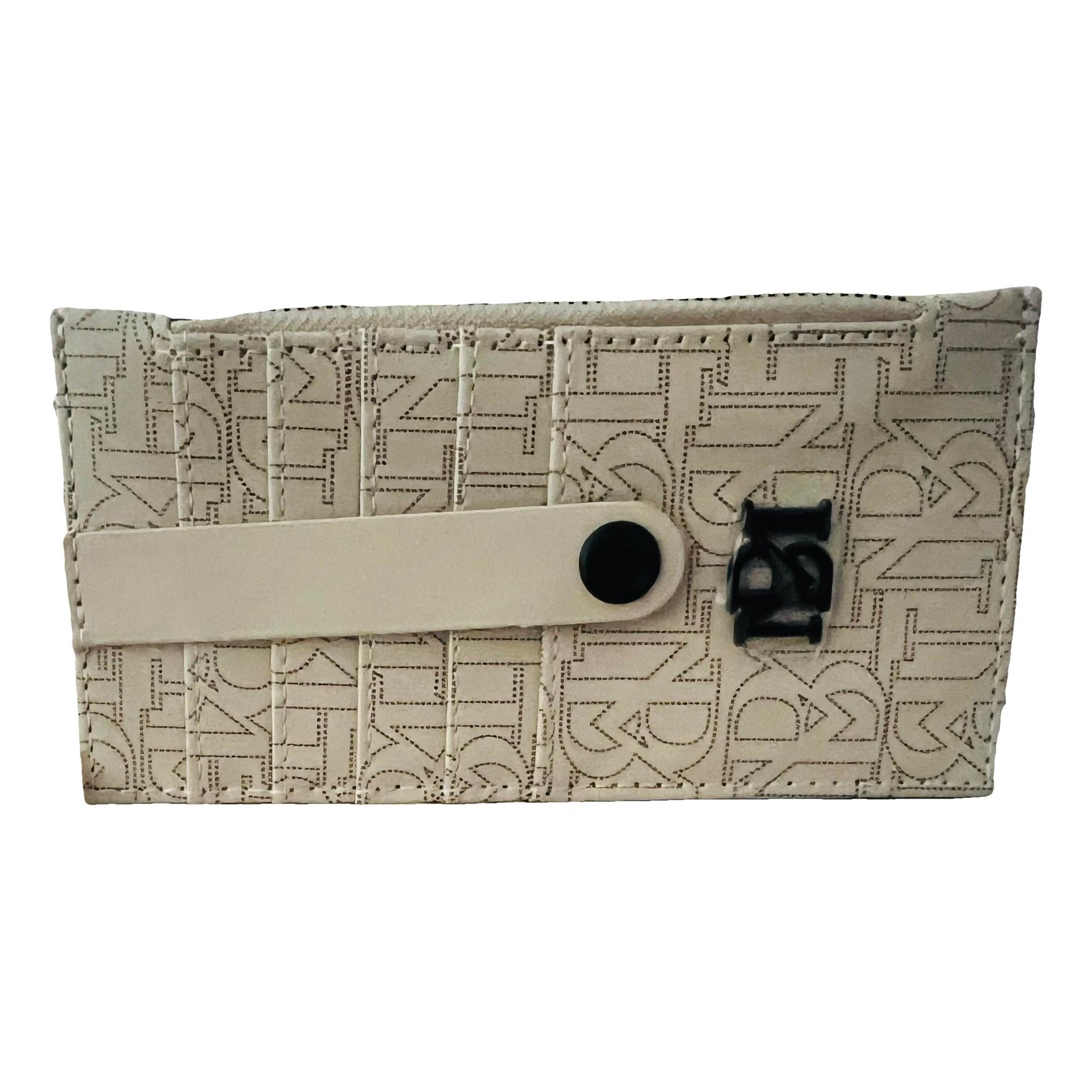Badgley Mischka Vegan leather clutch bag
