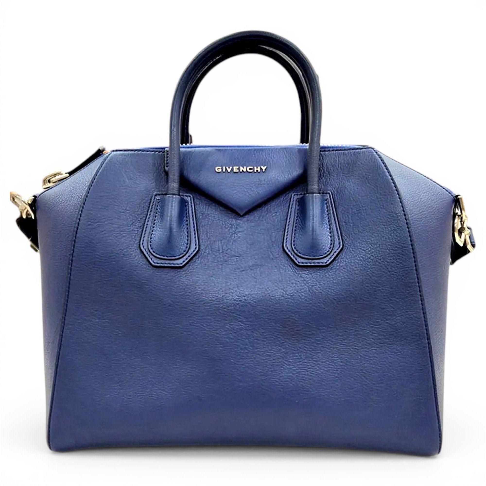 Antigona leather handbag