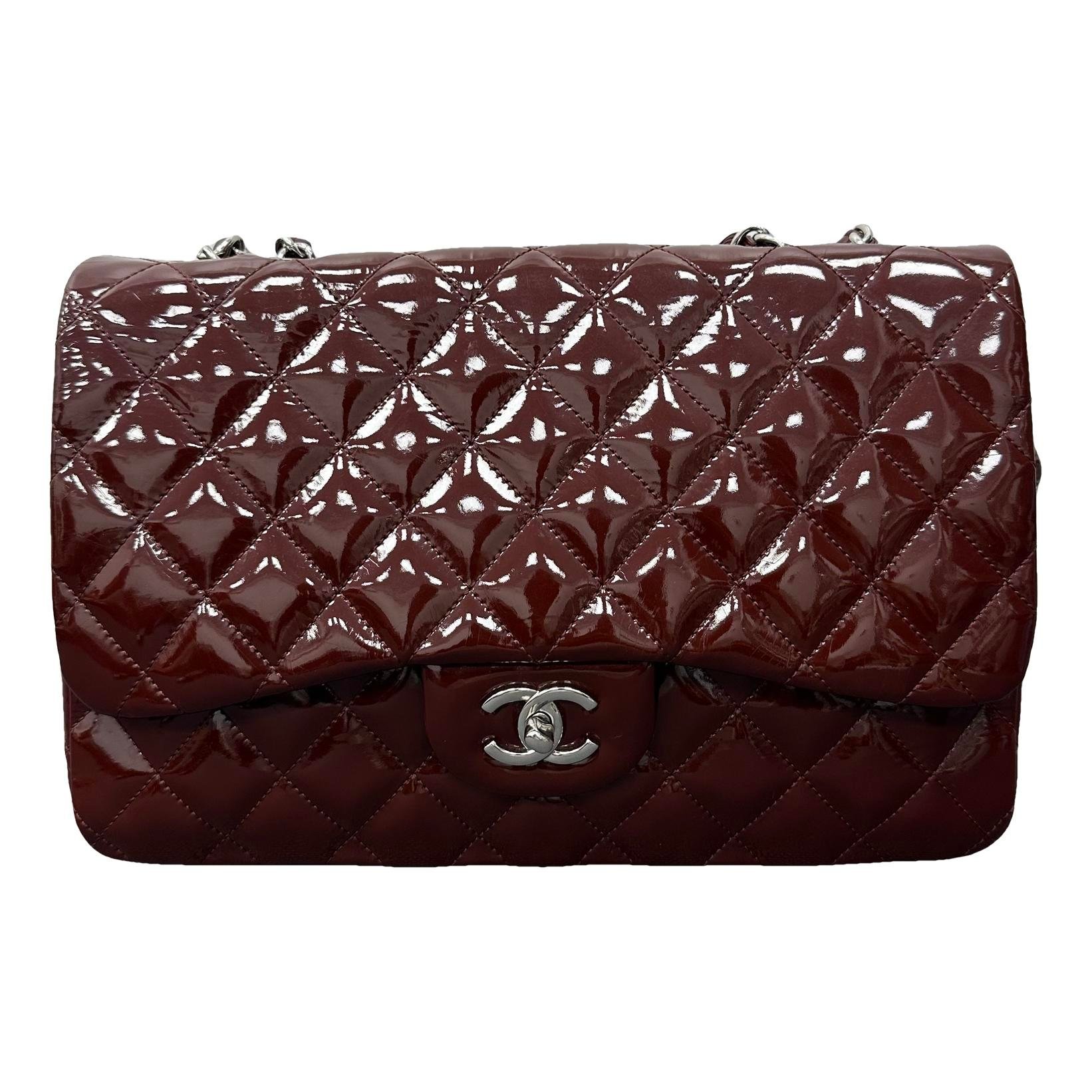 Timeless/Classique patent leather handbag