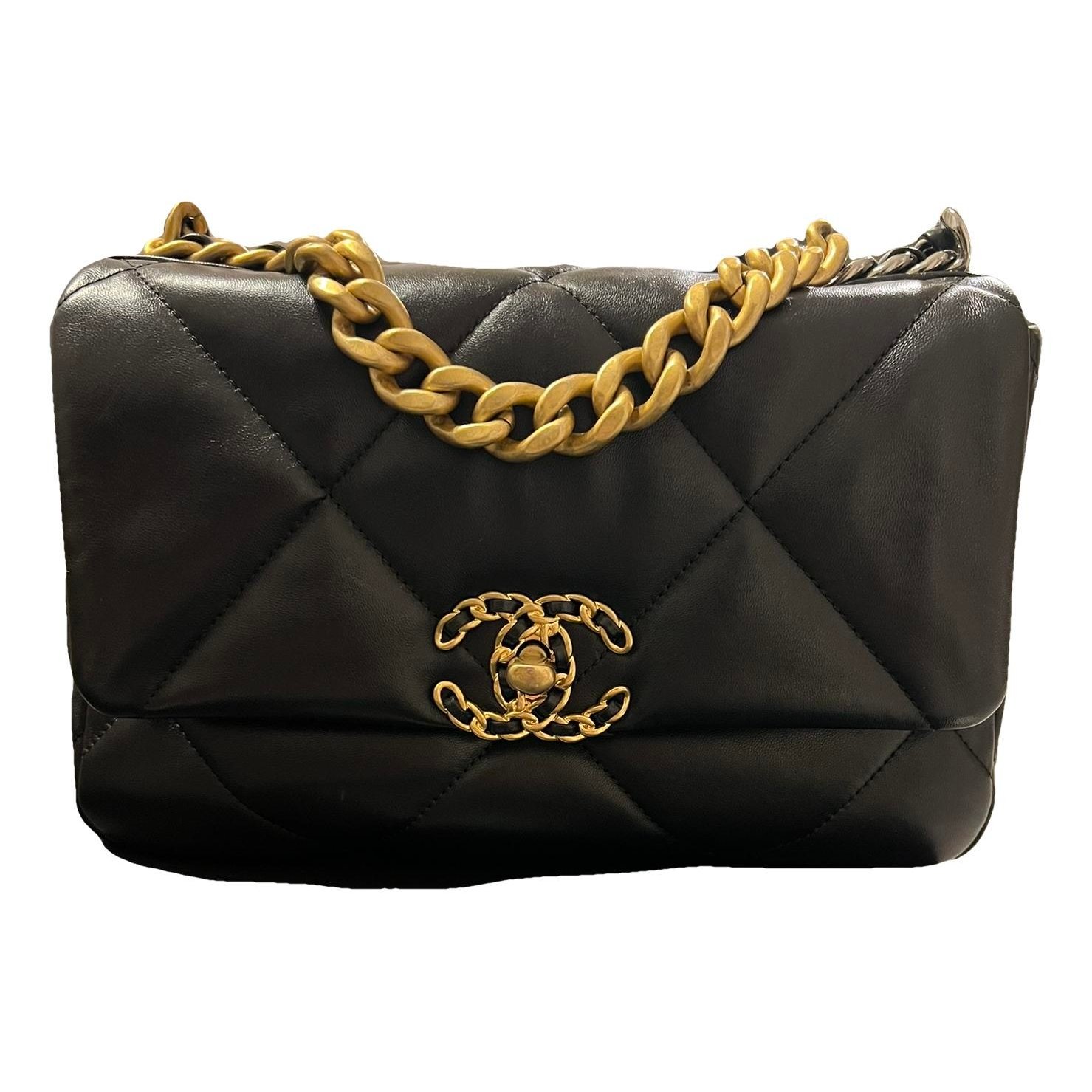 Chanel 19 leather handbag