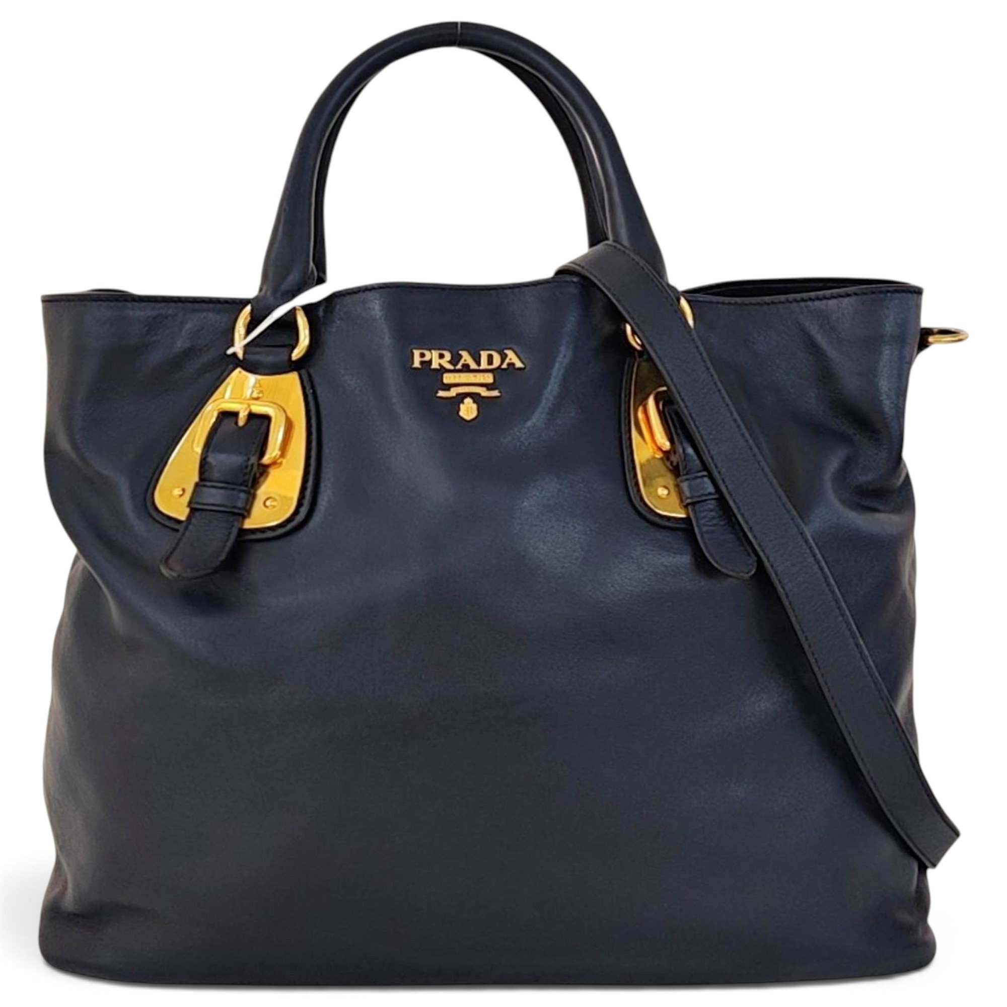 Monochrome leather handbag