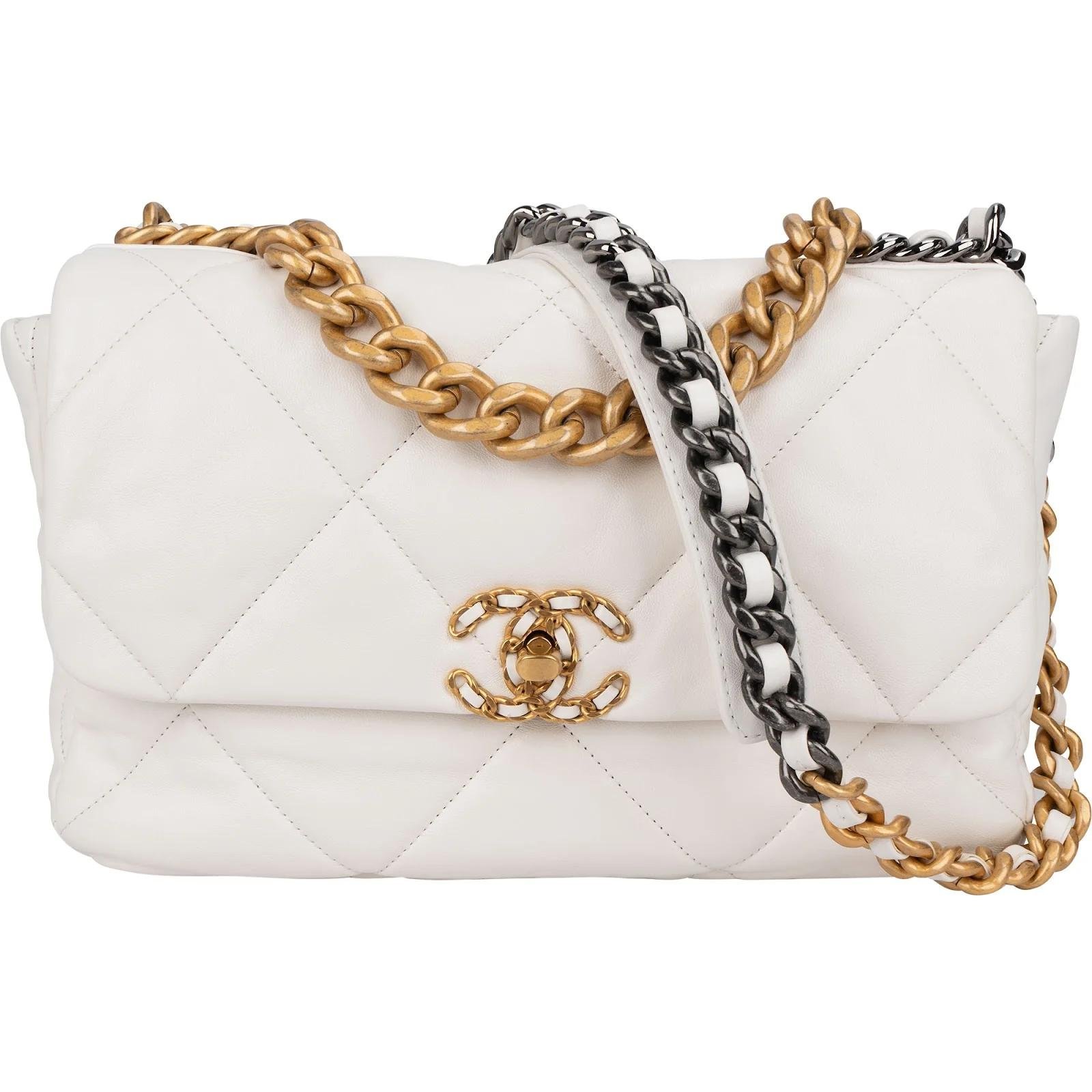 Chanel 19 leather handbag