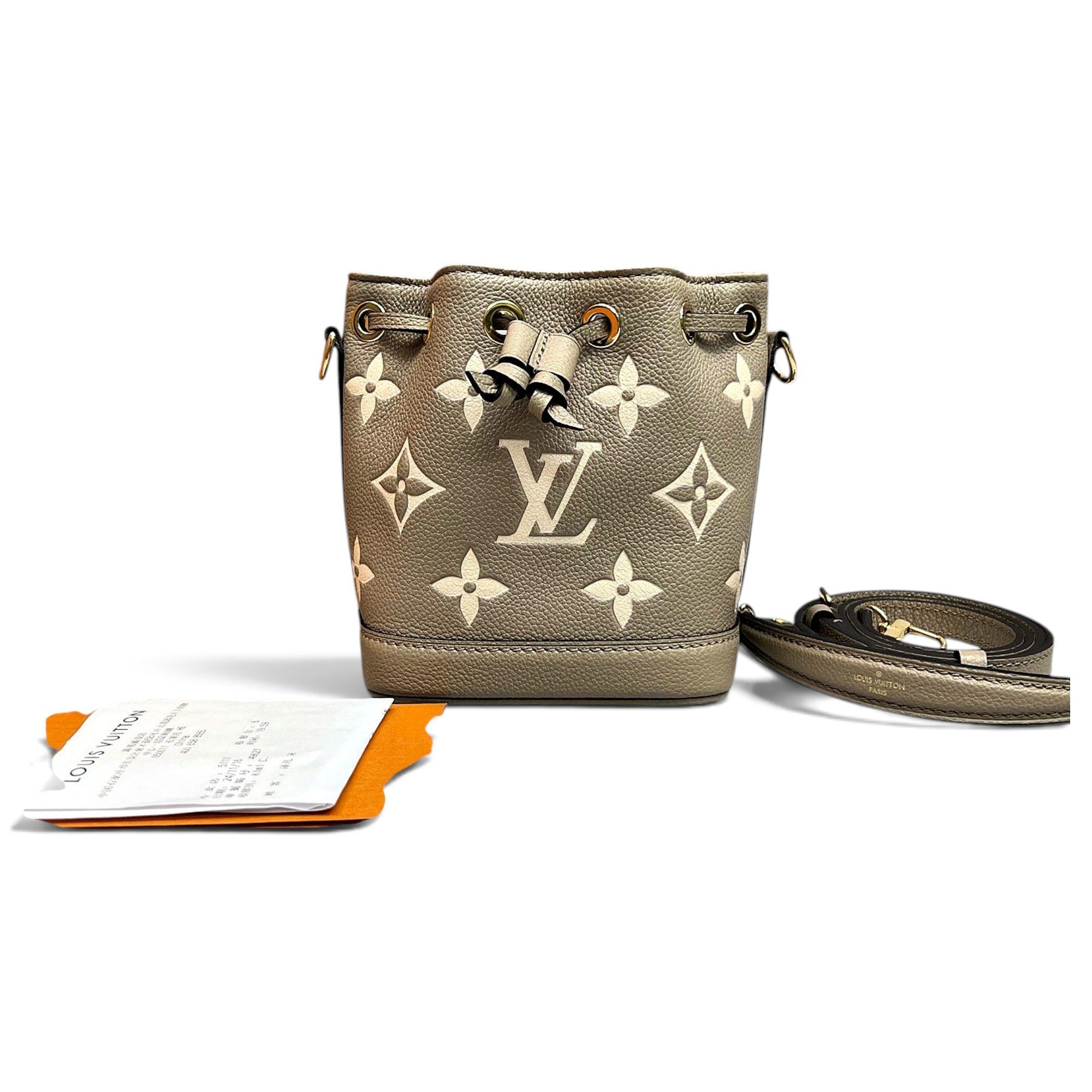 Nano Noé leather handbag