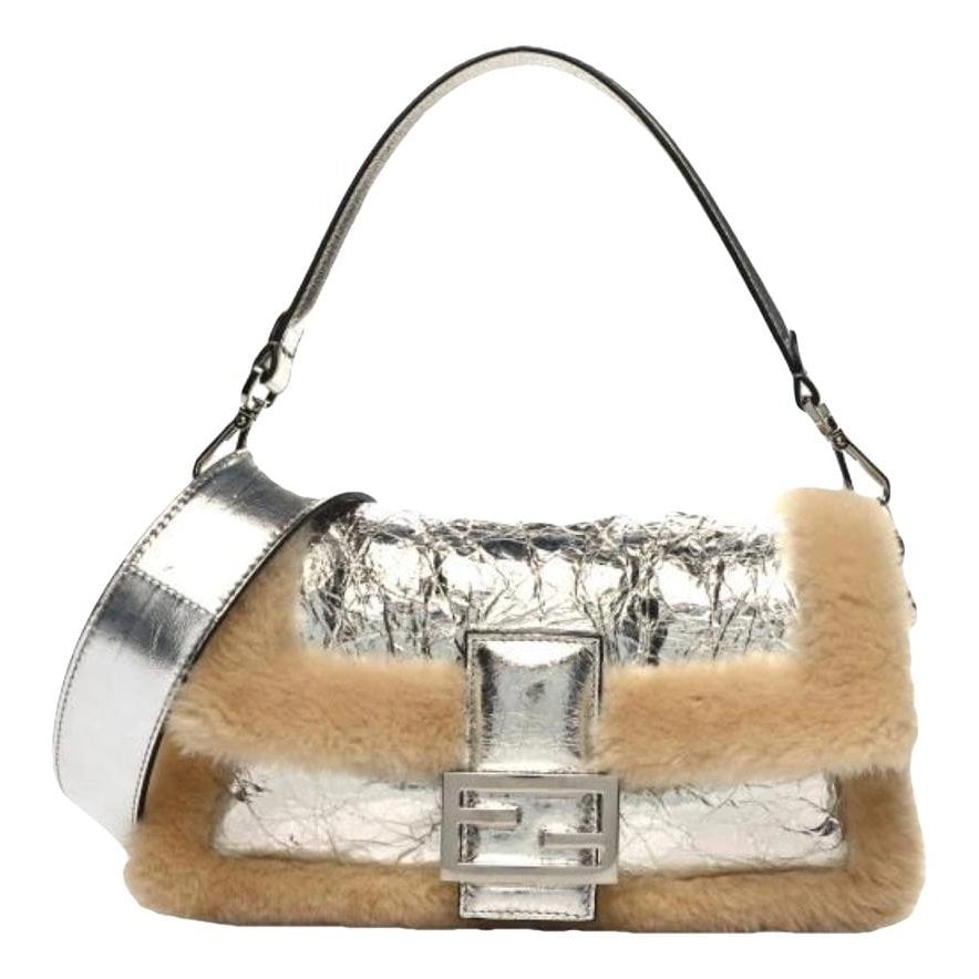 Baguette leather handbag