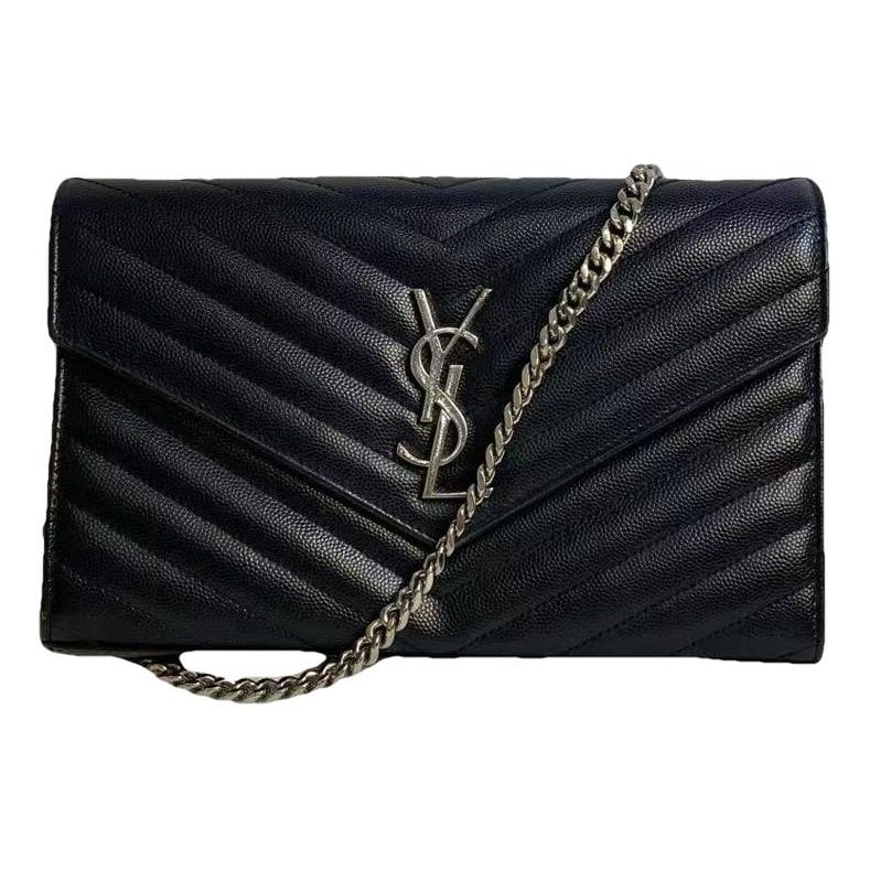 Envelope leather handbag