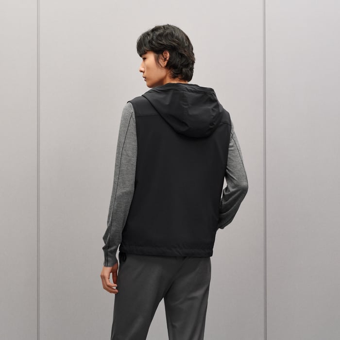 Noir Reversible Hooded Vest