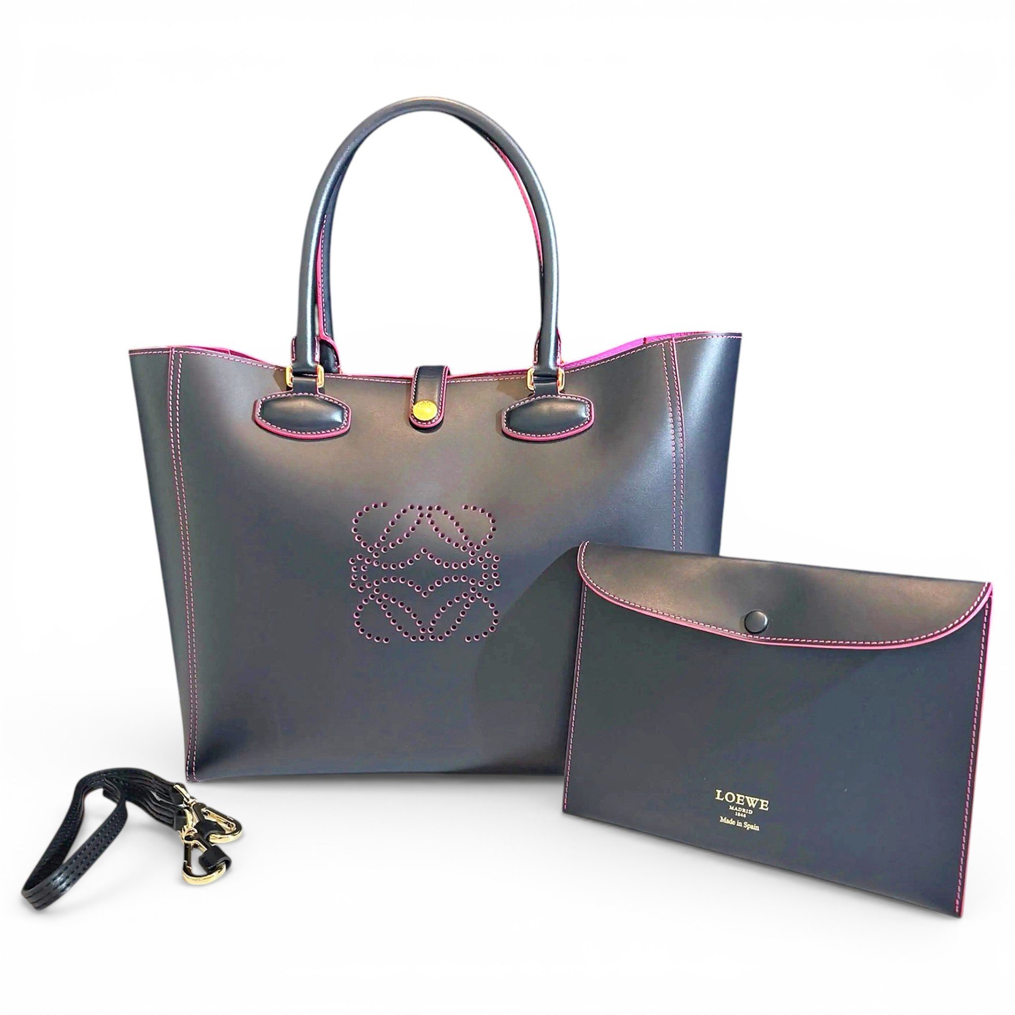 Loewe Leather handbag