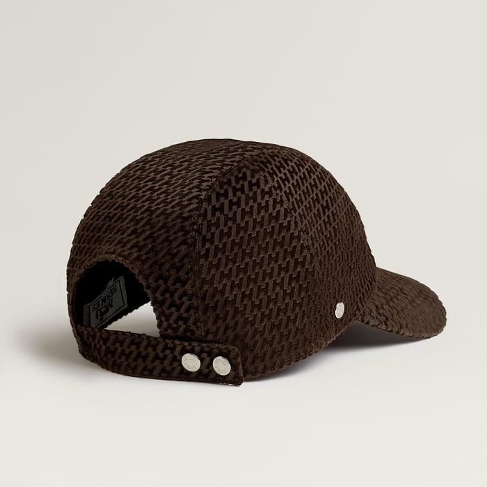 Chocolat Davis Velvet Cap