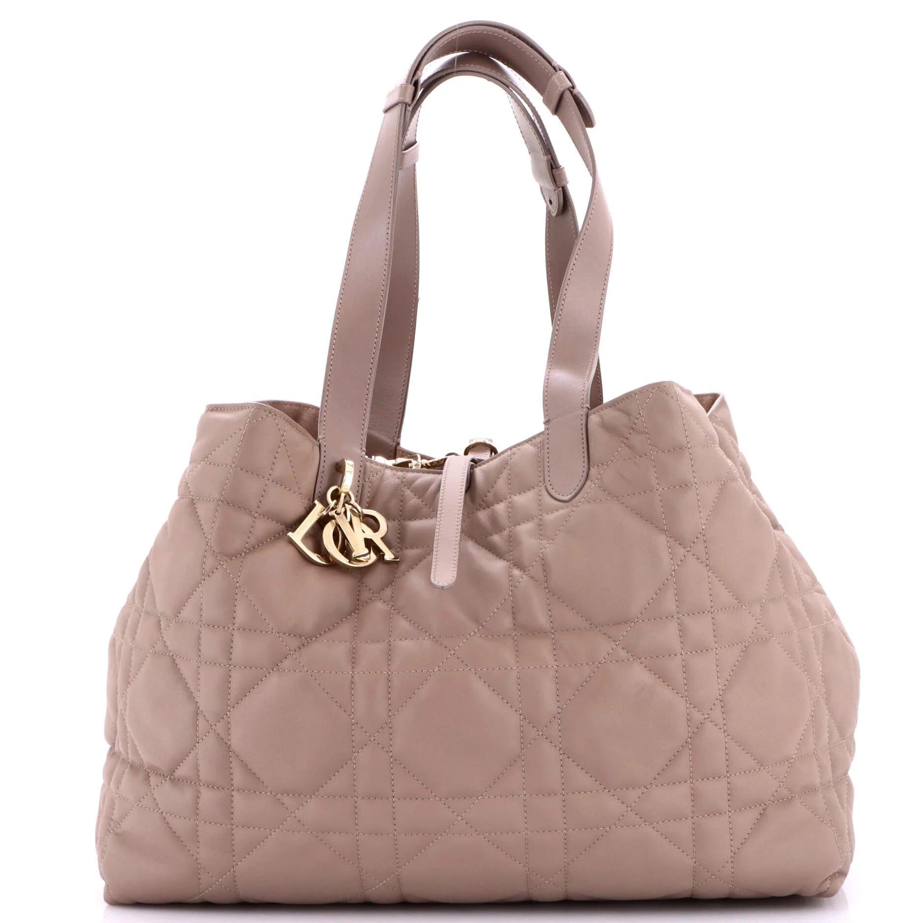 Leather tote