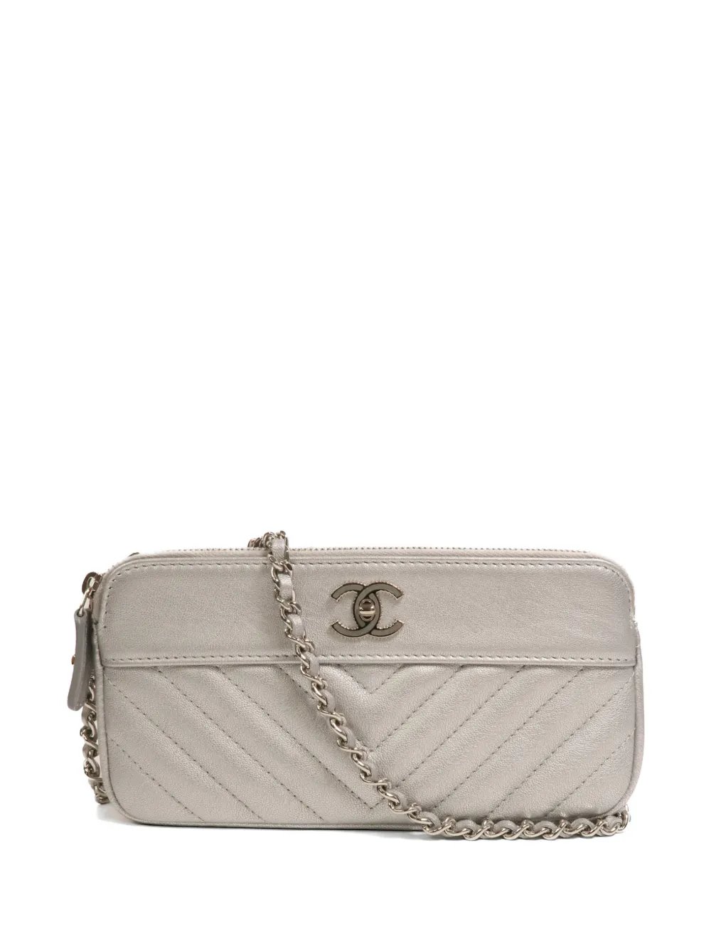CC chevron-quilted shoulder bag