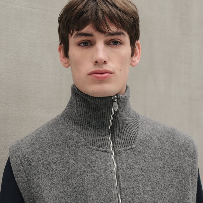 Gris Vest With Leather Details