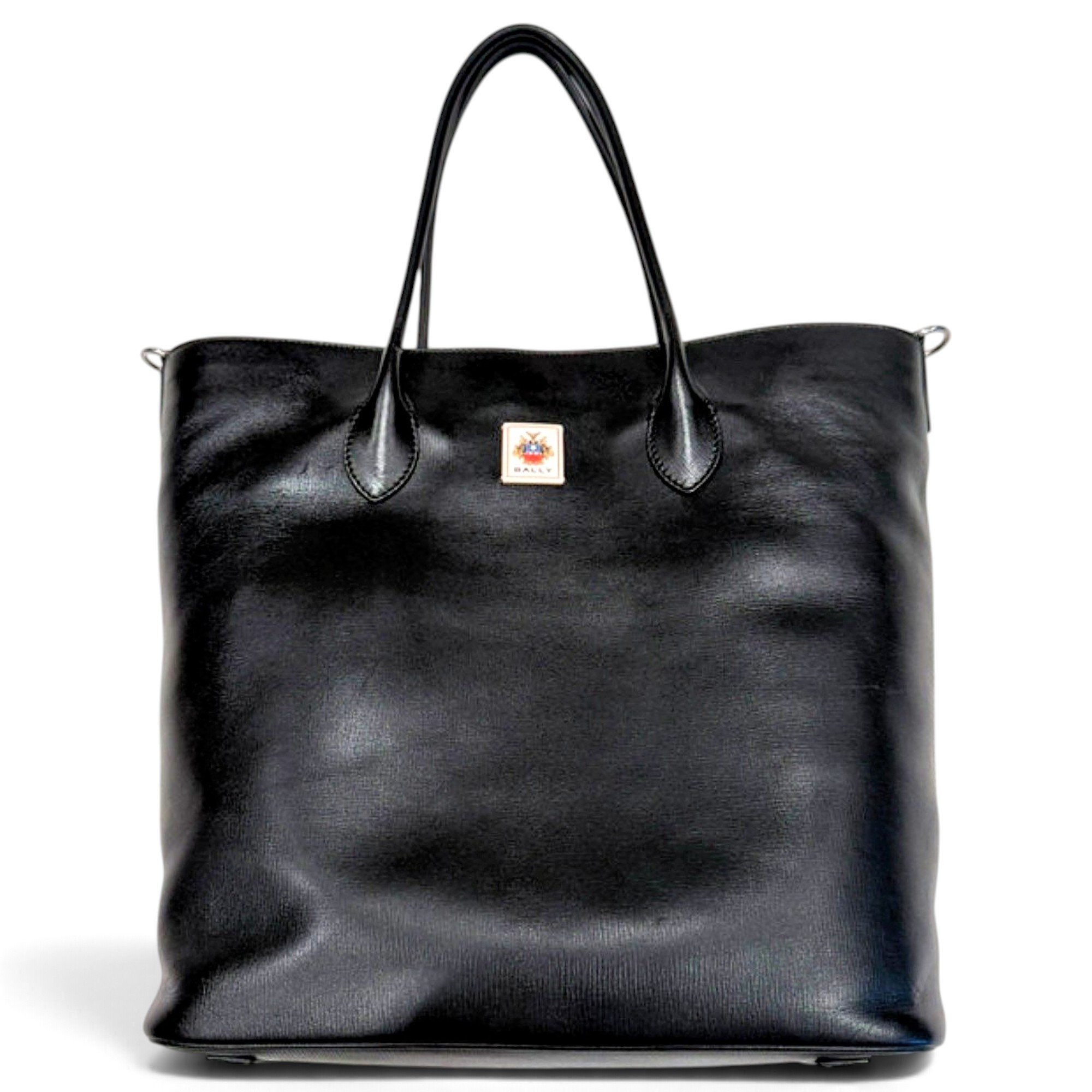 Leather tote
