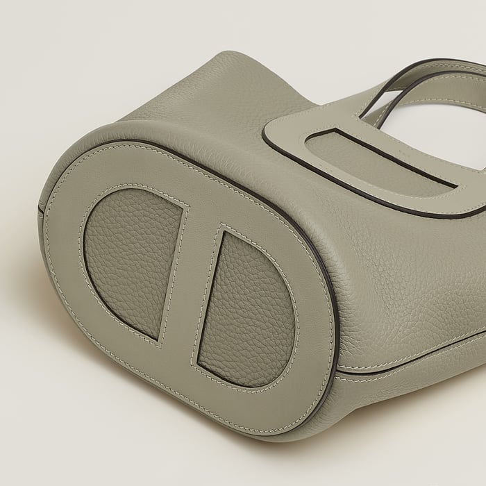 Sauge Hermès In-the-loop 18 Bag