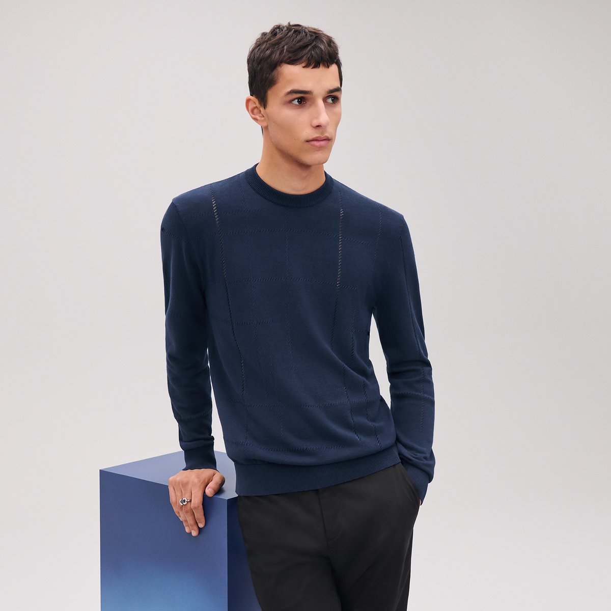 Pull col rond « jeu de points sellier »