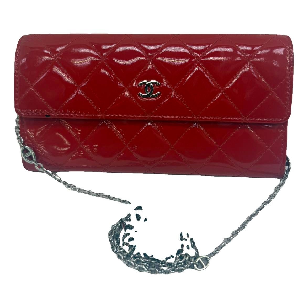 Wallet On Chain patent leather crossbody bag