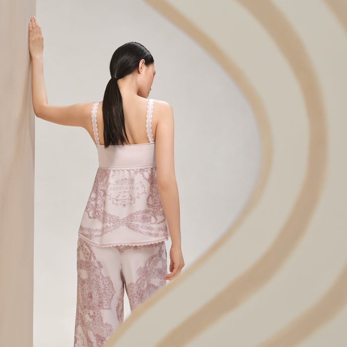 Rose Pâle "Brides De Gala En Fleurs" Sleeveless Twillaine Knit Nightgown
