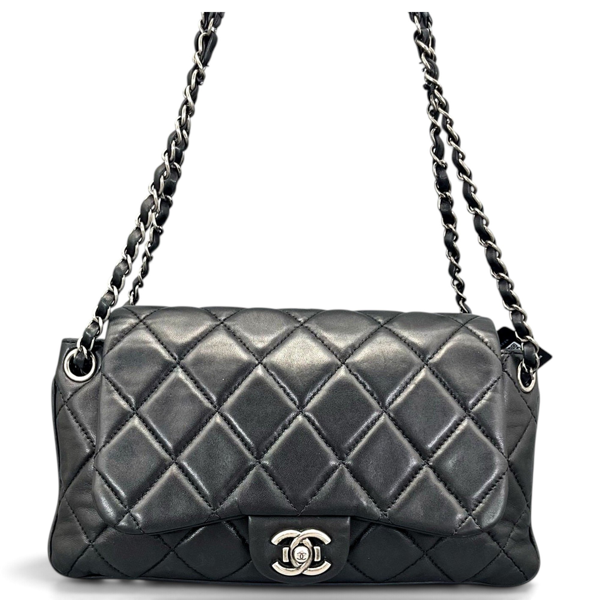 Timeless/Classique leather crossbody bag