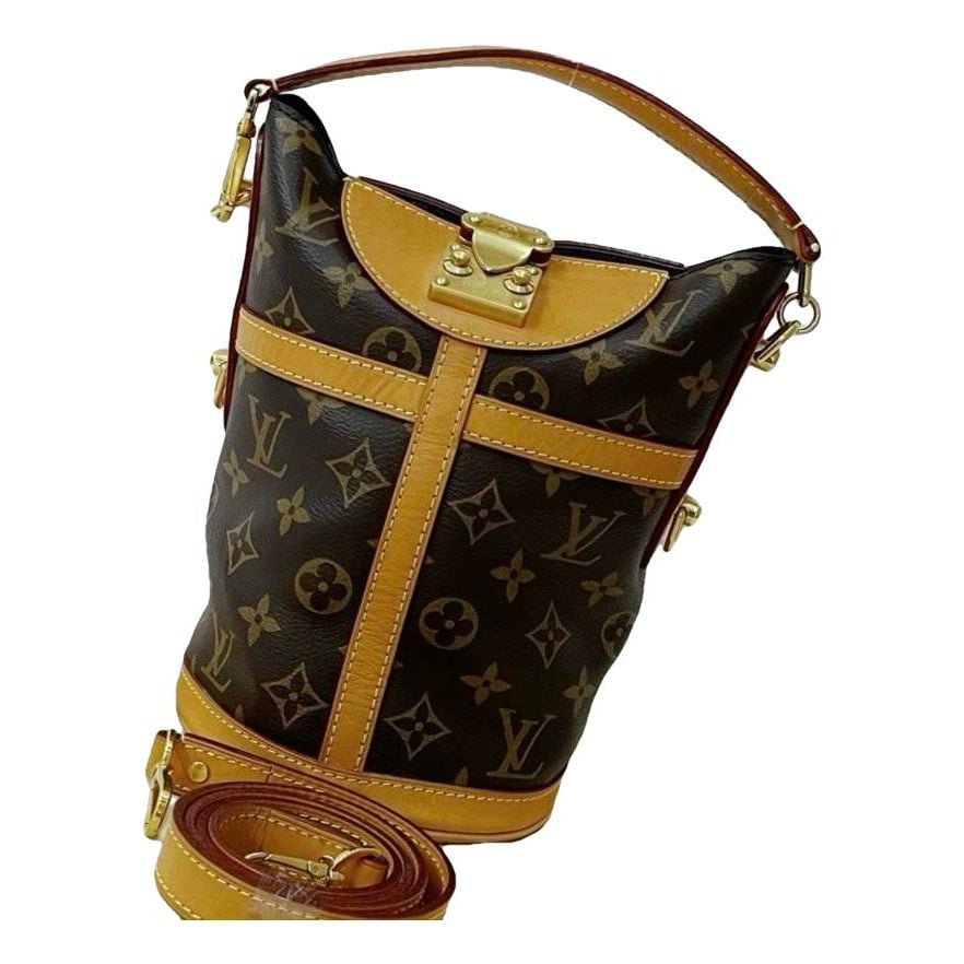 Duffle leather handbag