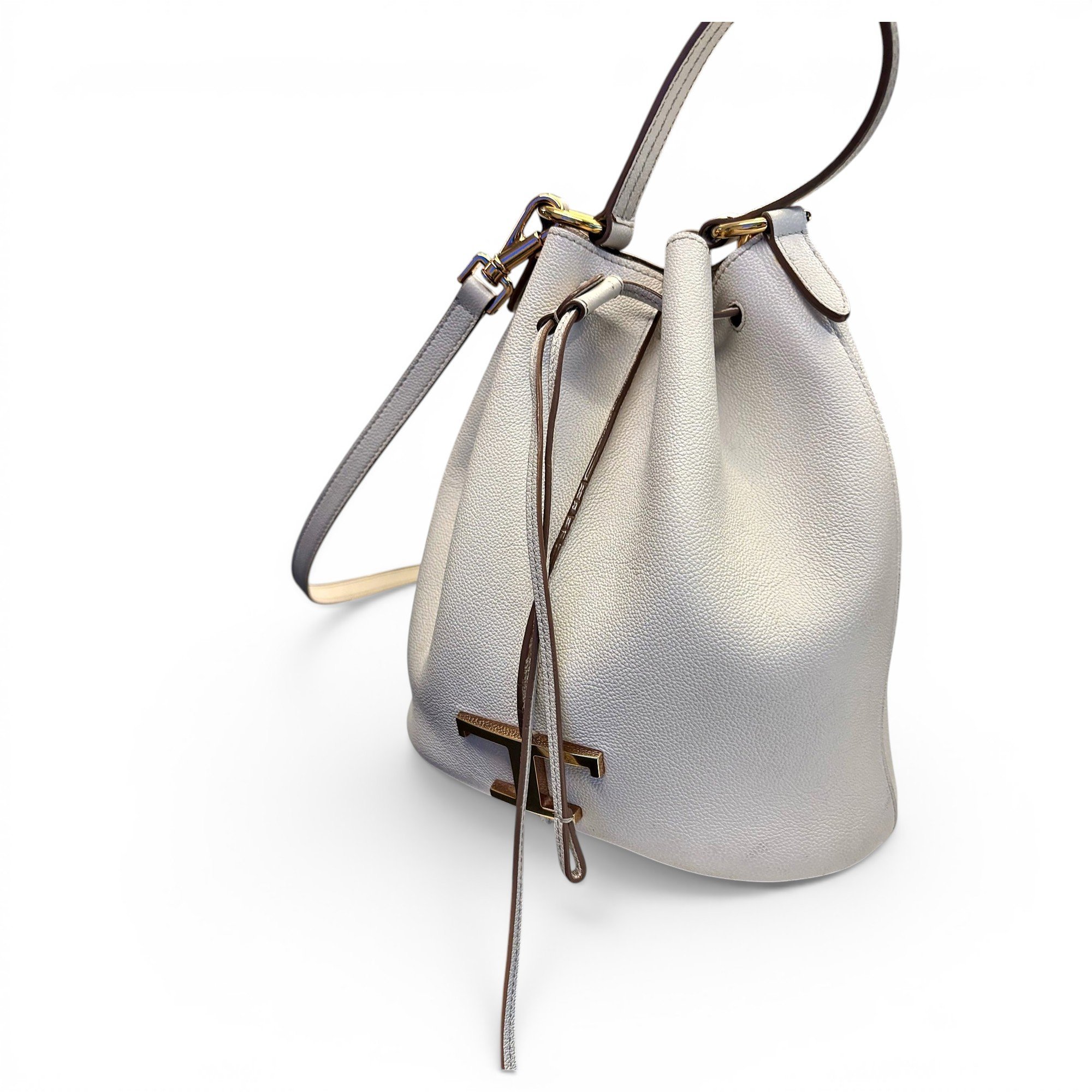 Leather tote