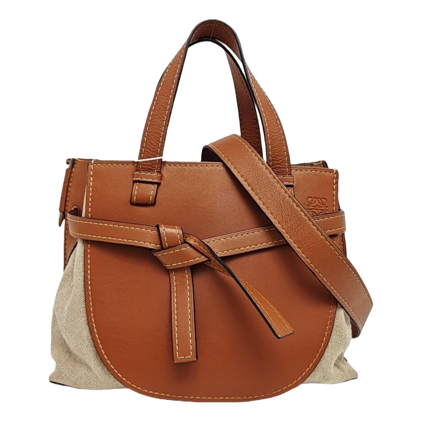 Gate leather handbag