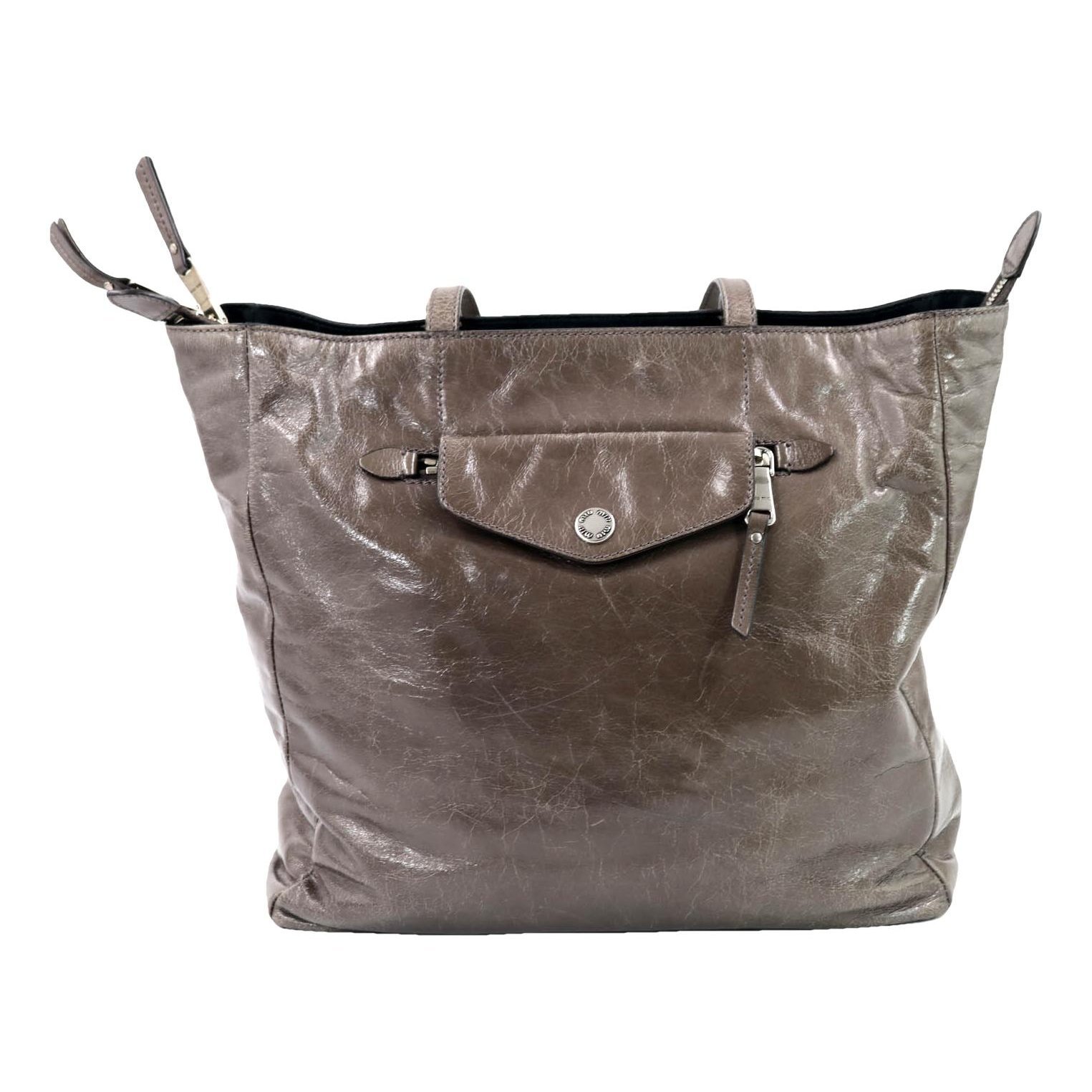Leather handbag